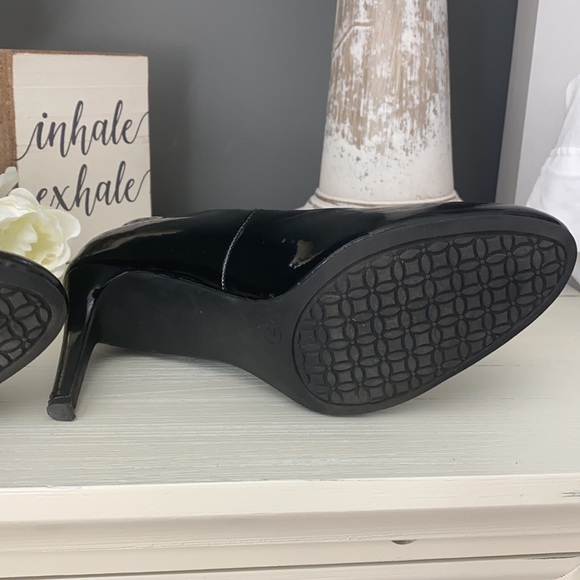 Merona heels - Picture 4 of 6